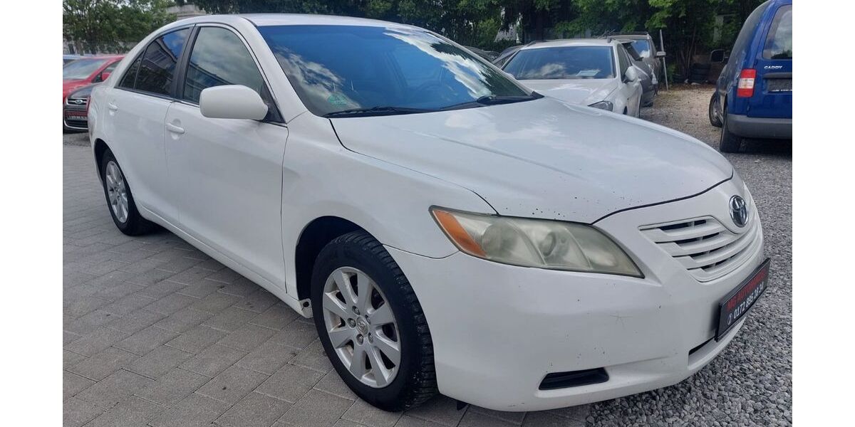 Toyota Camry 180.392 km 3.450 &euro; Fellbach 70736