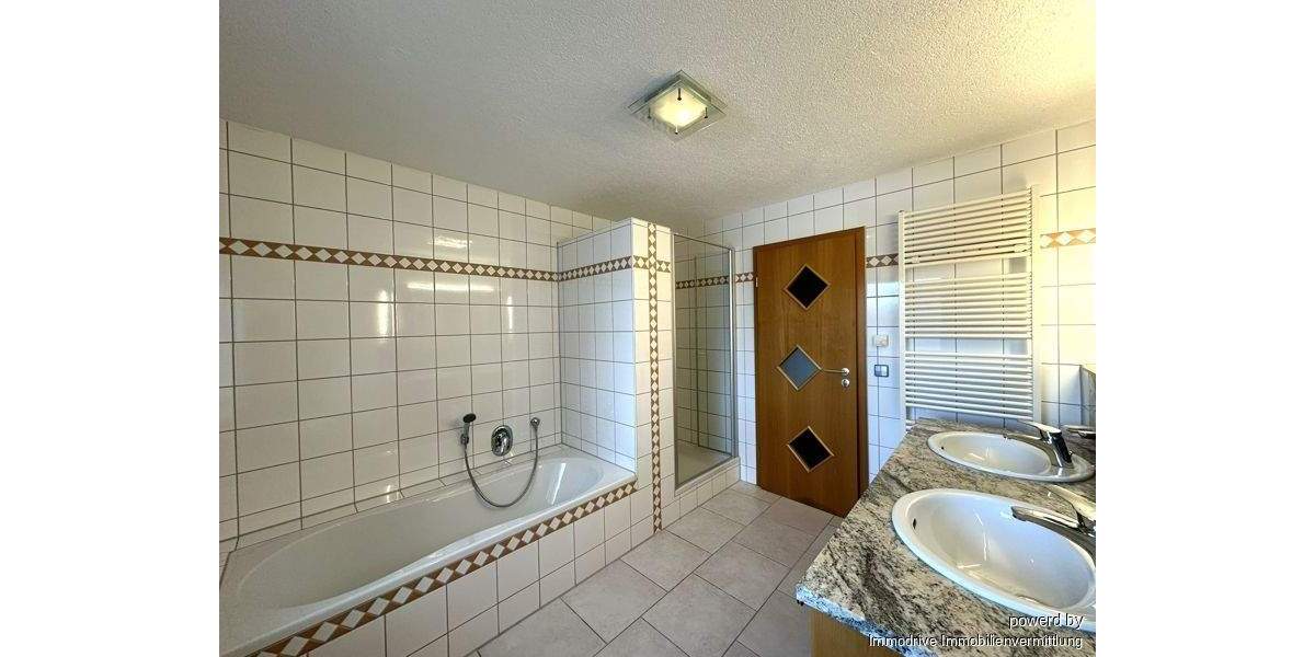 Mehrfamilienhaus, Wohnhaus Heroldstatt / Ennabeuren Ennabeuren - 7 Zimmer, 290 m&sup2;, 899.000&euro; | Angebot:25735776