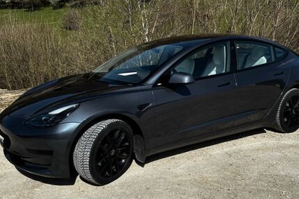 Tesla Model 3 96.392 km 26.000 &euro; Gruibingen 73344