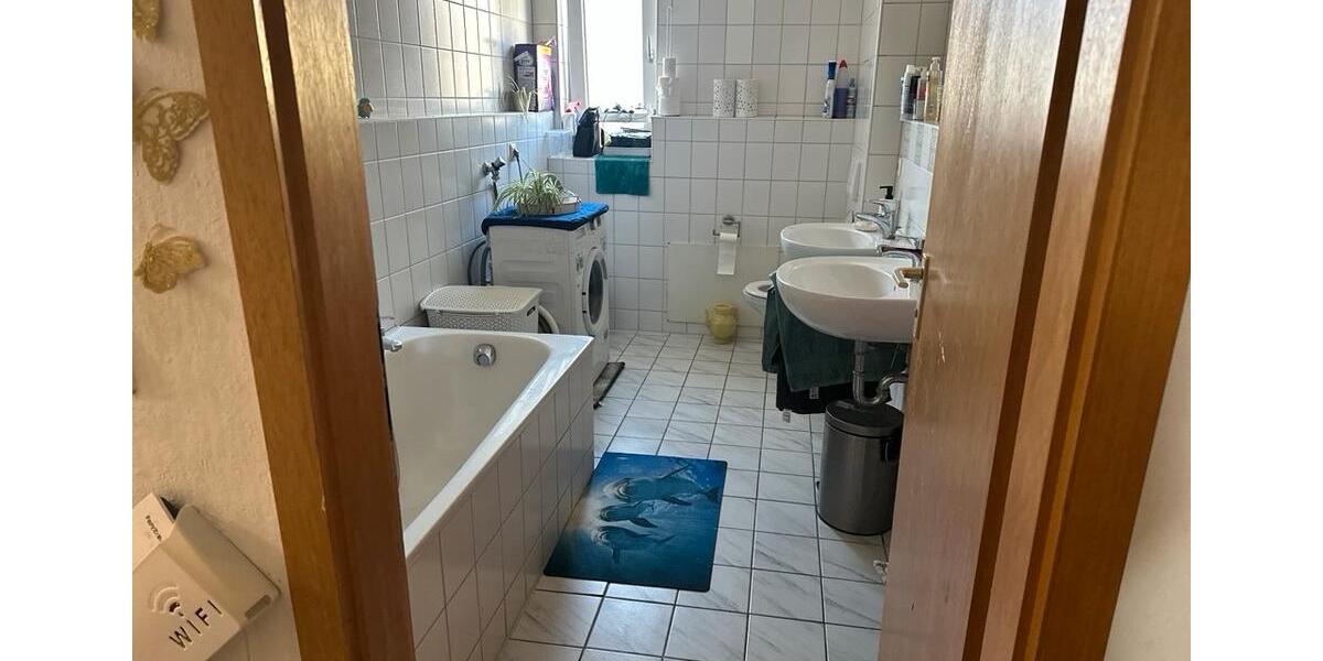 Etagenwohnung Eislingen (Fils) - 3 Zimmer, 73 m&sup2;, 1.010&euro; | Angebot:25537881