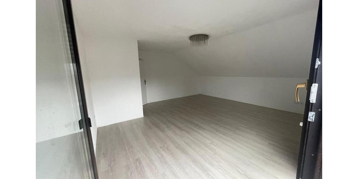 Dachgeschoßwohnung Plüderhausen - 2 Zimmer, 55 m&sup2;, 170.000&euro; | Angebot:26661487