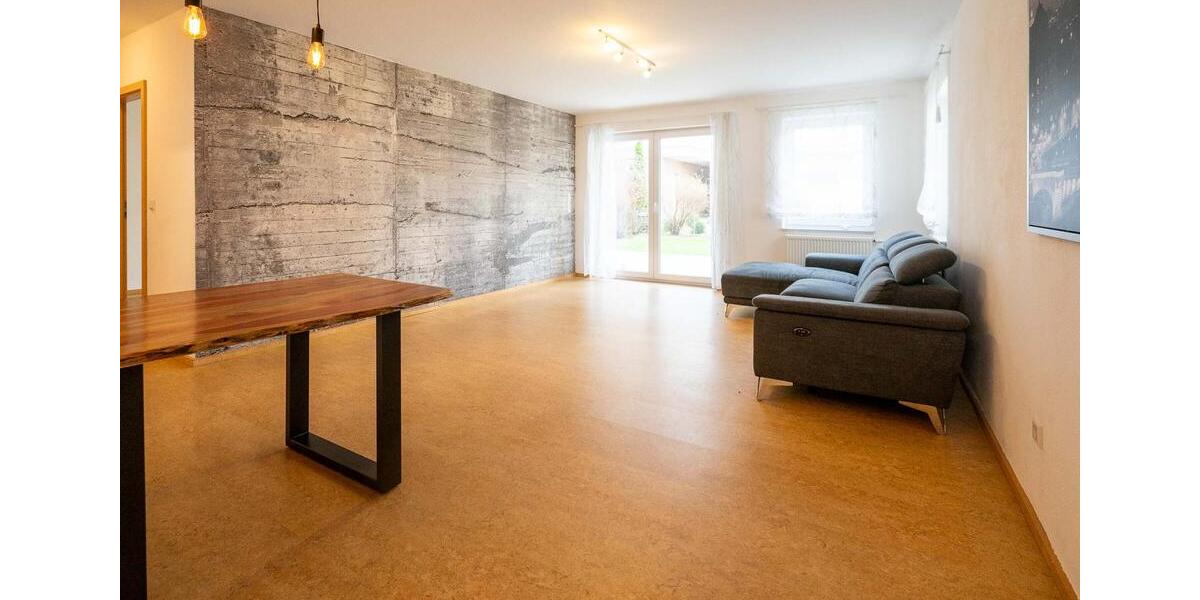 Erdgeschoßwohnung Laichingen - 2 Zimmer, 62 m&sup2;, 680&euro; | Angebot:25992755