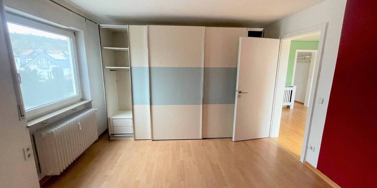 Etagenwohnung Schorndorf - 3 Zimmer, 82 m&sup2;, 299.000&euro; | Angebot:25678639