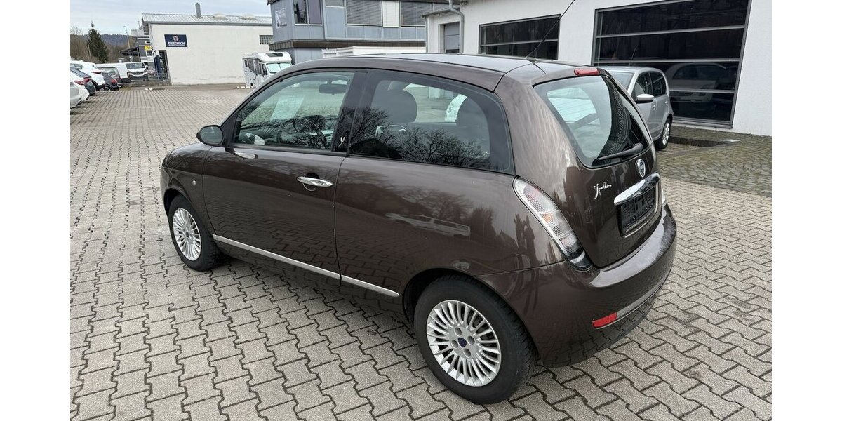 Lancia Ypsilon Oro 1,4 8V*orig.97tkm,Klima, 8 fach* 97.000 km 2.850 &euro; Schorndorf 73614