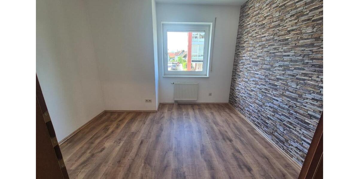 Etagenwohnung Essingen - 2.5 Zimmer, 66 m&sup2;, 235.000&euro; | Angebot:26846061
