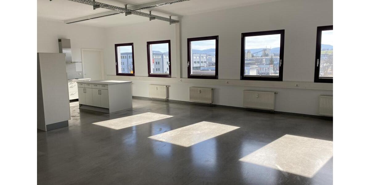 Gewerbeobjekt Göppingen Bruckwasen - 4.675&euro; | Angebot:25671966