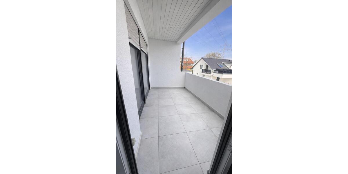 Etagenwohnung Esslingen am Neckar Pliensauvorstadt - 3 Zimmer, 75 m&sup2;, 1.200&euro; | Angebot:26585692