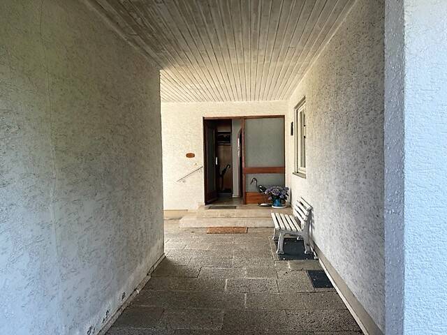 Einfamilienhaus Nürtingen - 5 Zimmer, 180 m&sup2;, 649.000&euro; | Angebot:25696023