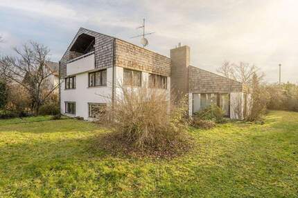 Haus Nürtingen - 7 Zimmer, 282 m&sup2;, 949.000&euro; | Angebot:25732743