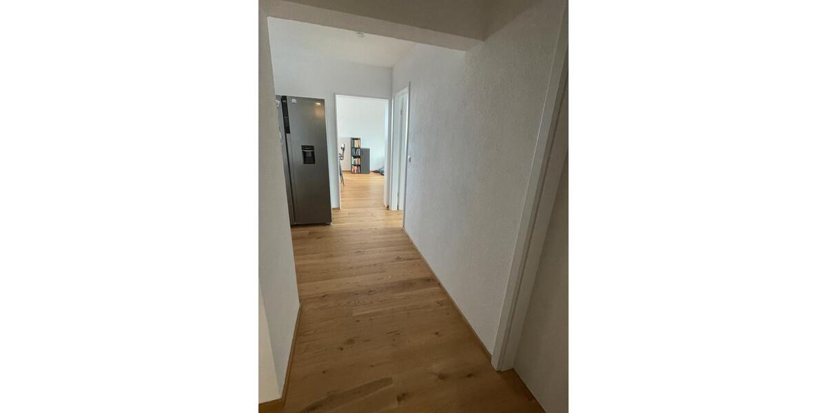 Etagenwohnung Winnenden - 3.5 Zimmer, 90 m&sup2;, 1.670&euro; | Angebot:26022434