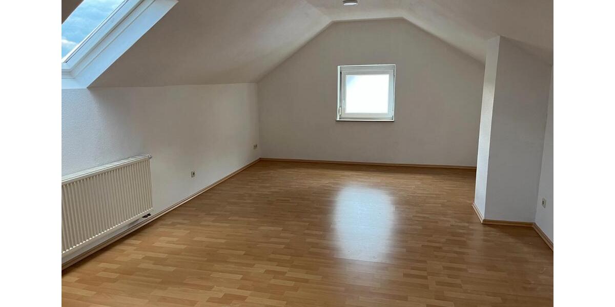 Erdgeschoßwohnung Böbingen an der Rems - 4 Zimmer, 112 m&sup2;, 1.060&euro; | Angebot:26671458