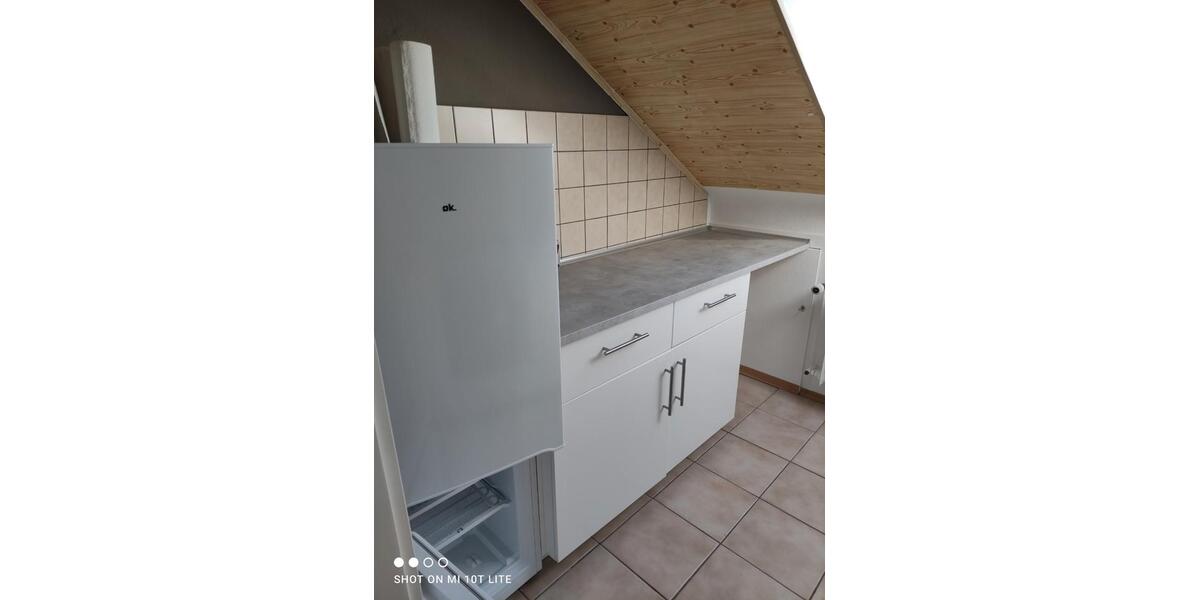 Dachgeschoßwohnung Gammelshausen - 4 Zimmer, 45 m&sup2;, 440&euro; | Angebot:27611697
