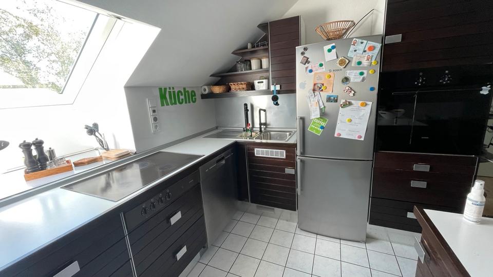Dachgeschoßwohnung Wolfschlugen - 2 Zimmer, 65 m&sup2;, 1.100&euro; | Angebot:25170897