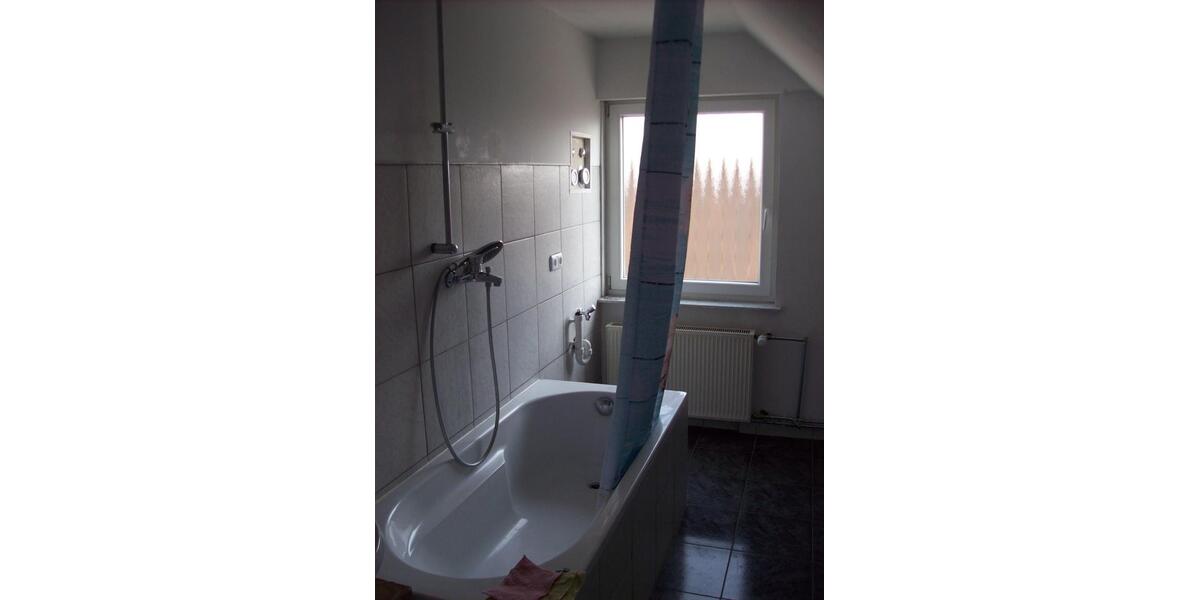Dachgeschoßwohnung Göppingen Bruckwasen - 3 Zimmer, 58 m&sup2;, 185.000&euro; | Angebot:27297101