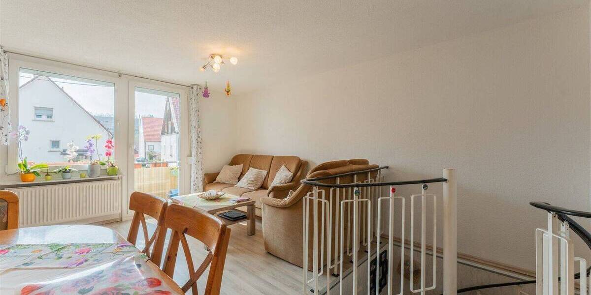 Etagenwohnung Ebersbach an der Fils Ebersbach - 4 Zimmer, 89 m&sup2;, 325.000&euro; | Angebot:25970847