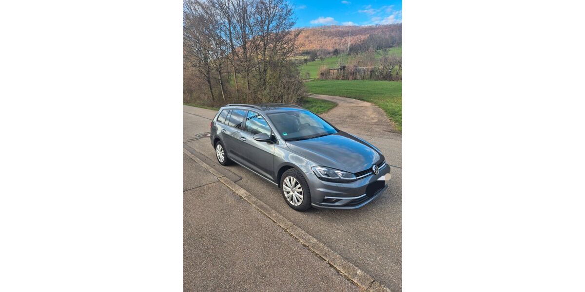 VW Golf 45.000 km 15.500 &euro; Kuchen 73329