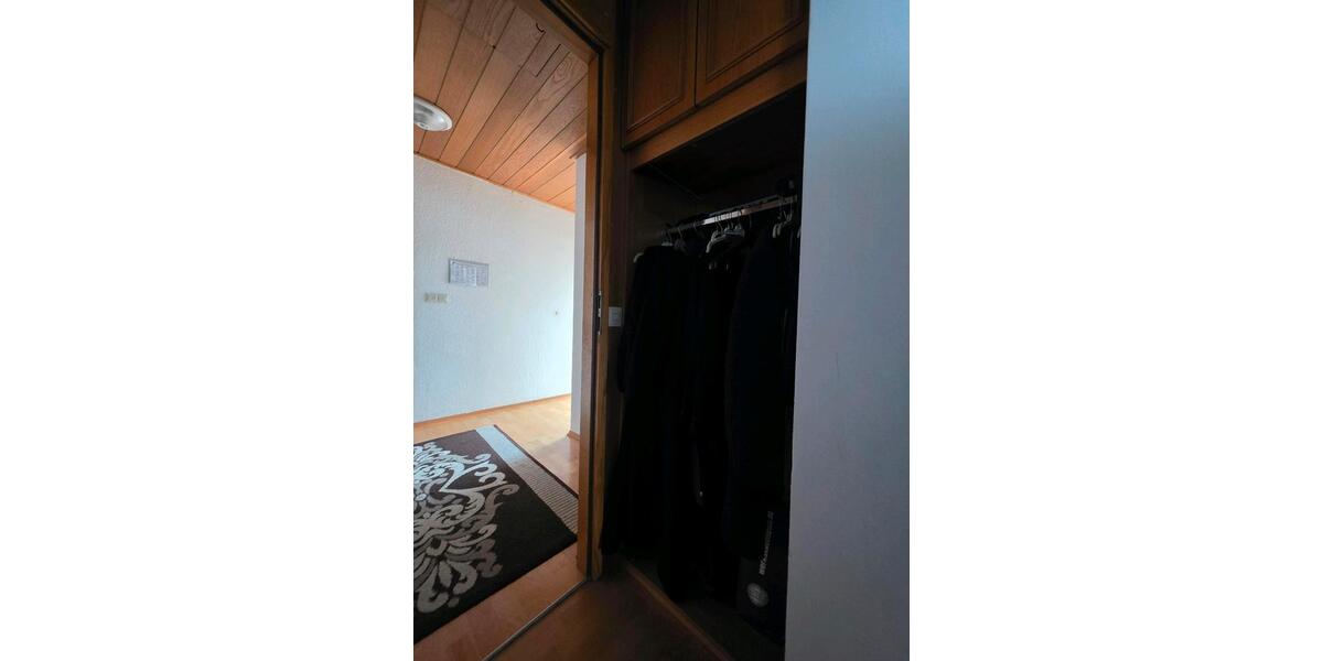 Dachgeschoßwohnung Schwäbisch Gmünd Bargau - 6.5 Zimmer, 117 m&sup2;, 245.000&euro; | Angebot:25948568