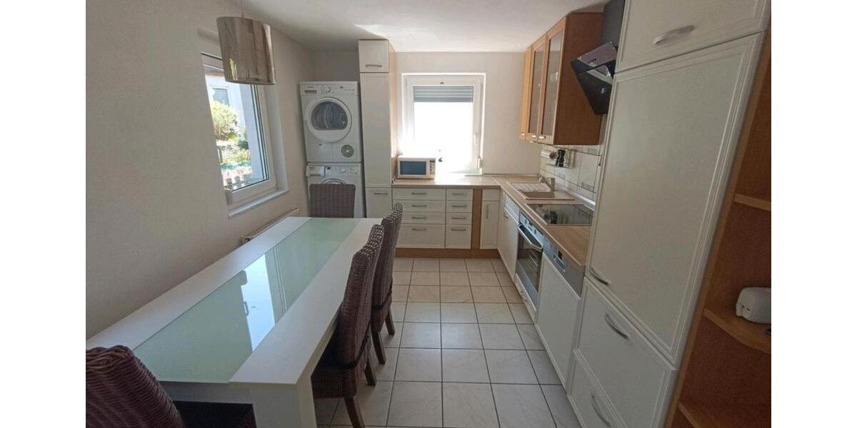 Erdgeschoßwohnung Täferrot - 4 Zimmer, 100 m&sup2;, 1.600&euro; | Angebot:25917815