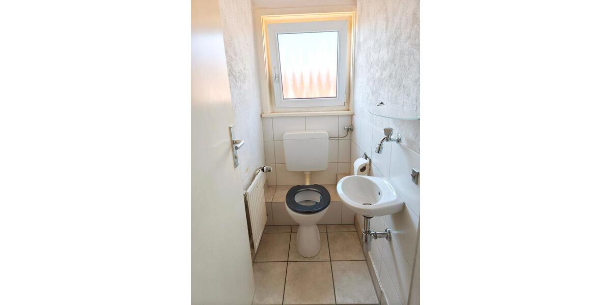 Mehrfamilienhaus, Wohnhaus Esslingen am Neckar Hegensberg - 11 Zimmer, 246 m&sup2;, 699.000&euro; | Angebot:27088353