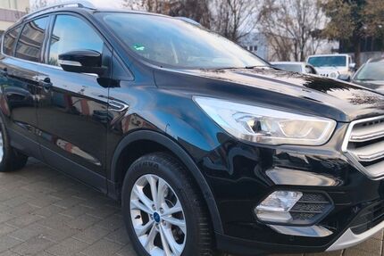 Ford Kuga 108.450 km 9.999 &euro; Fellbach 70736