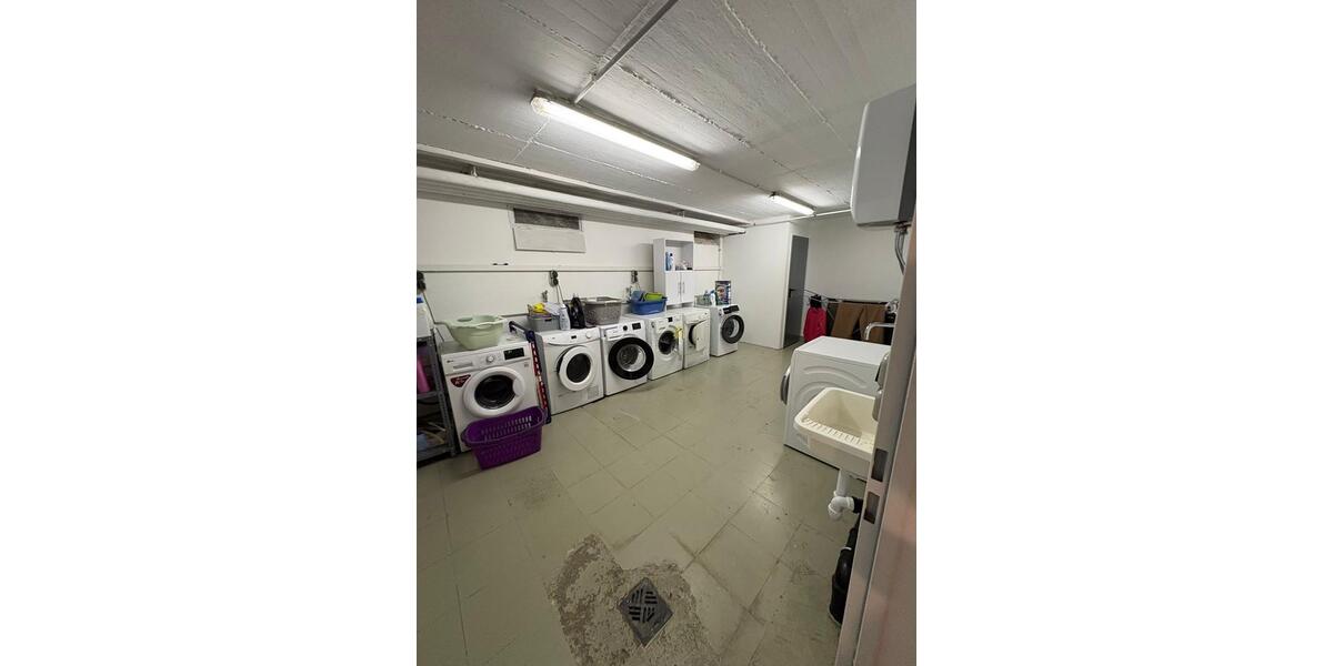 Erdgeschoßwohnung Göppingen Bruckwasen - 5 Zimmer, 134 m&sup2;, 370.000&euro; | Angebot:25843705