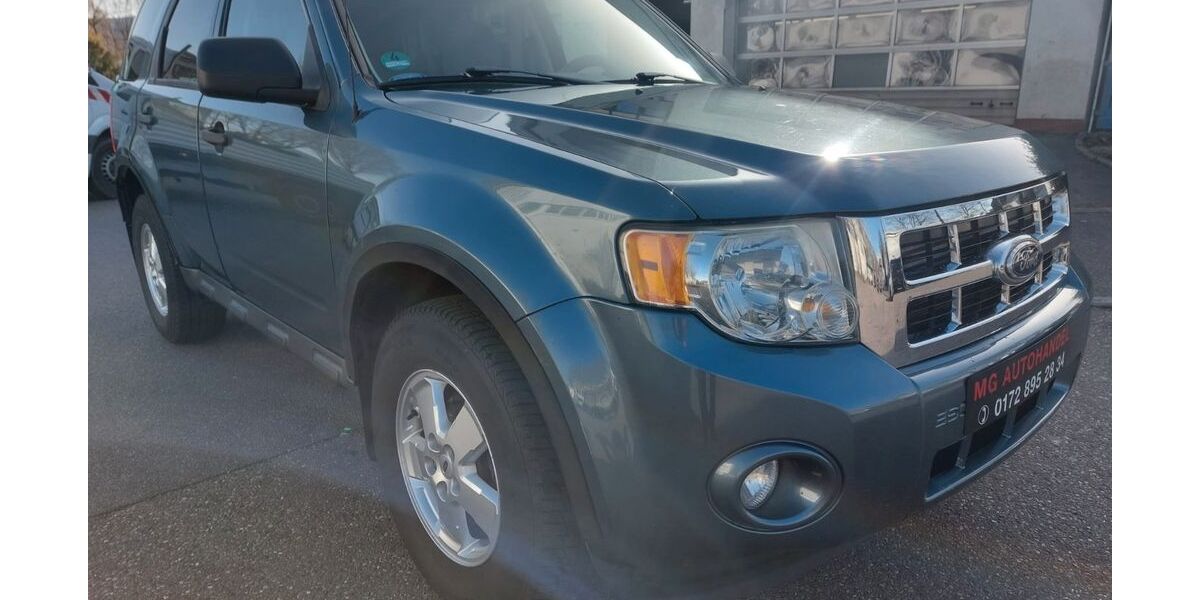 Ford Escape 152.585 km 2.999 &euro; Fellbach 70736