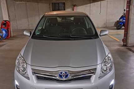 Toyota Auris 179.000 km 5.899 &euro; Essingen 73457