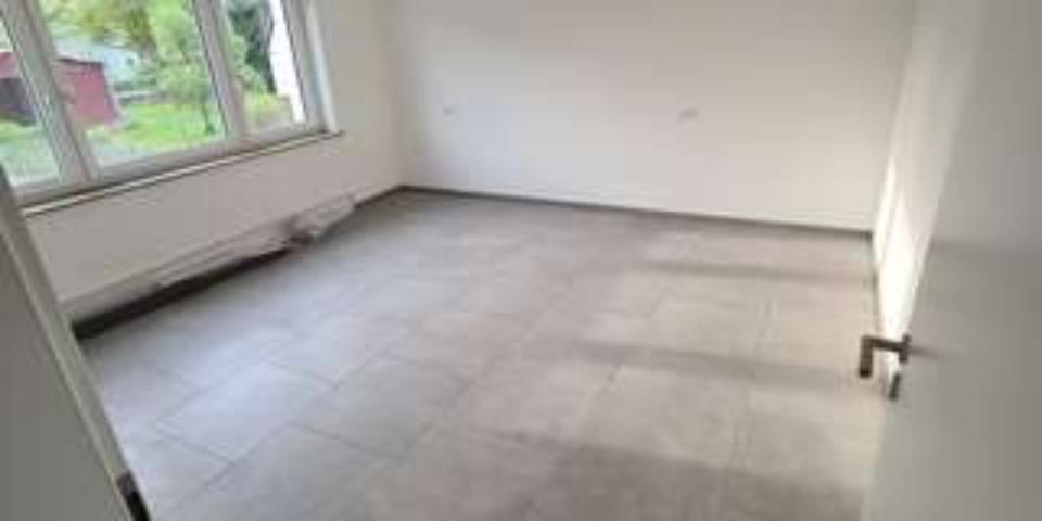 Etagenwohnung Grabenstetten - 4 Zimmer, 136 m&sup2;, 1.580&euro; | Angebot:25334960