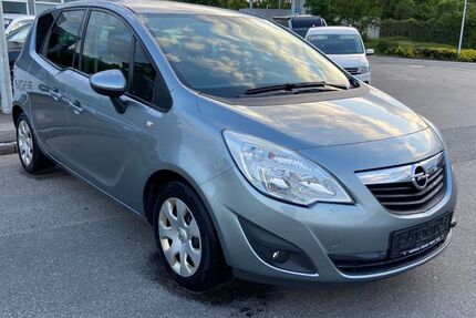 Opel Meriva 225.000 km 2.350 &euro; Wendlingen 73240