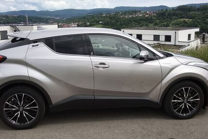 Toyota C-HR 96.603 km 16.000 &euro; Schwäbisch Gmünd 73527