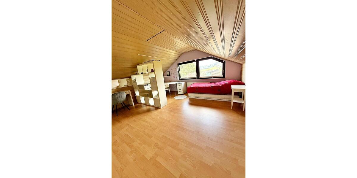 Maisonettenwohnung Waldstetten - 4 Zimmer, 105 m&sup2;, 880&euro; | Angebot:26006800