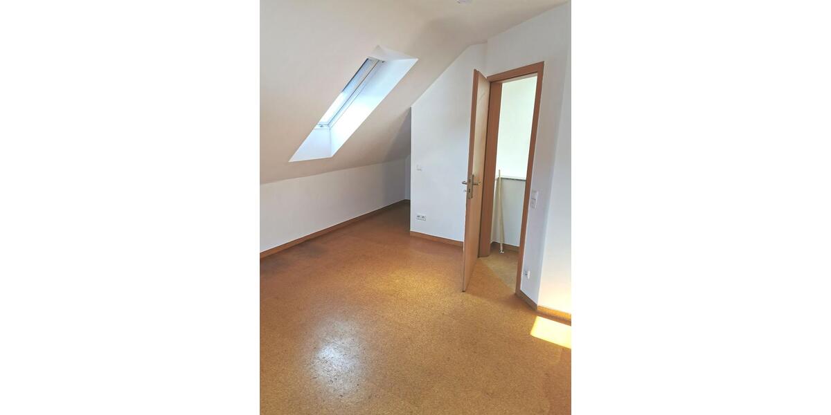 Maisonettenwohnung Göppingen Bruckwasen - 3.5 Zimmer, 80 m&sup2;, 250.000&euro; | Angebot:26022297
