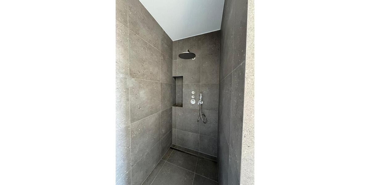 Einfamilienhaus Esslingen am Neckar - 3 Zimmer, 155 m&sup2;, 3.875&euro; | Angebot:26727636