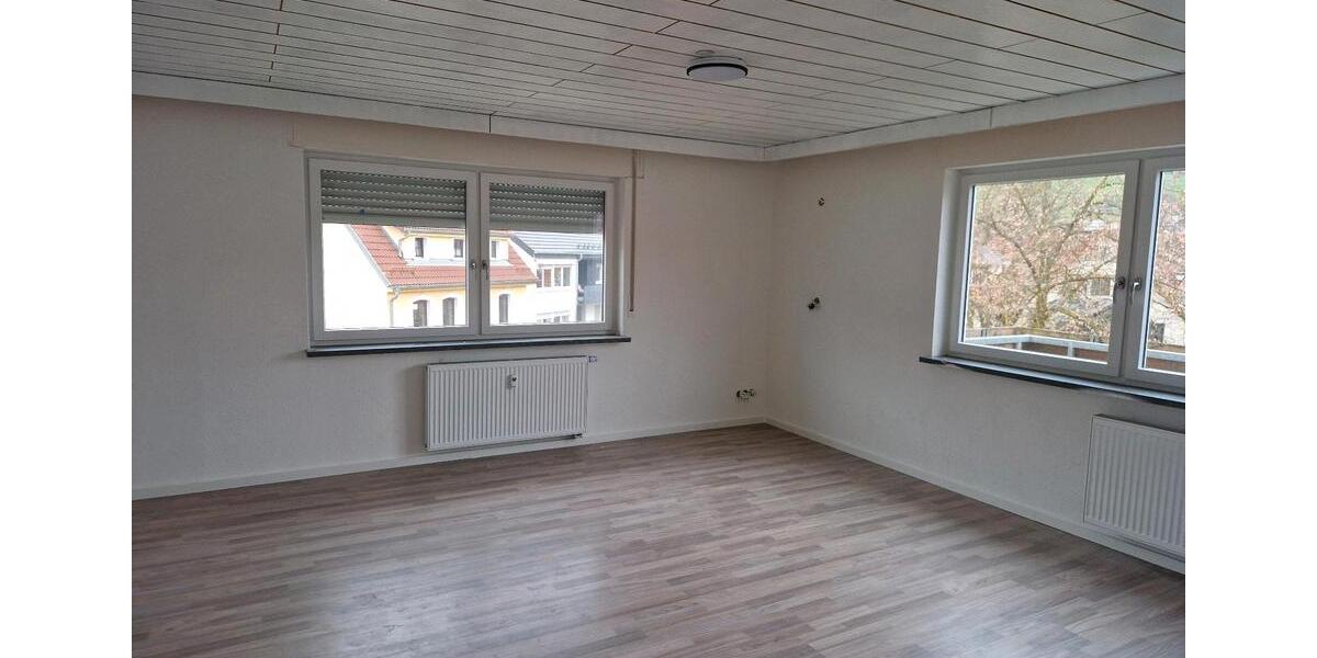 Etagenwohnung Deggingen - 1 Zimmer, 88 m&sup2;, 1.050&euro; | Angebot:25654066