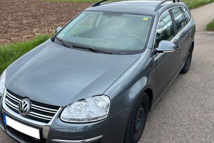 VW Golf 226.000 km 1.950 &euro; Remshalden 73630