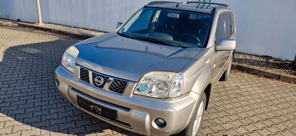 Nissan X-Trail 231.000 km 4.250 &euro; Waiblingen OT Hegnach 71334