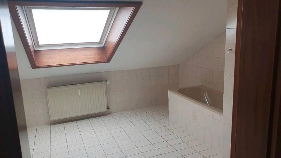 Dachgeschoßwohnung Rudersberg - 2.5 Zimmer, 65 m&sup2;, 660&euro; | Angebot:26679238