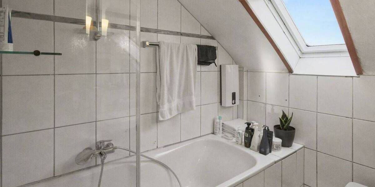 Einfamilienhaus Uhingen Baiereck - 6 Zimmer, 147 m&sup2;, 320.000&euro; | Angebot:25938962