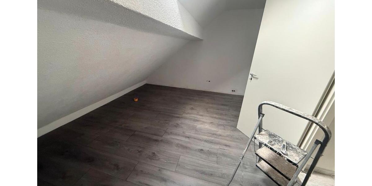 Etagenwohnung Schorndorf - 1 Zimmer, 67 m&sup2;, 1.300&euro; | Angebot:26039048