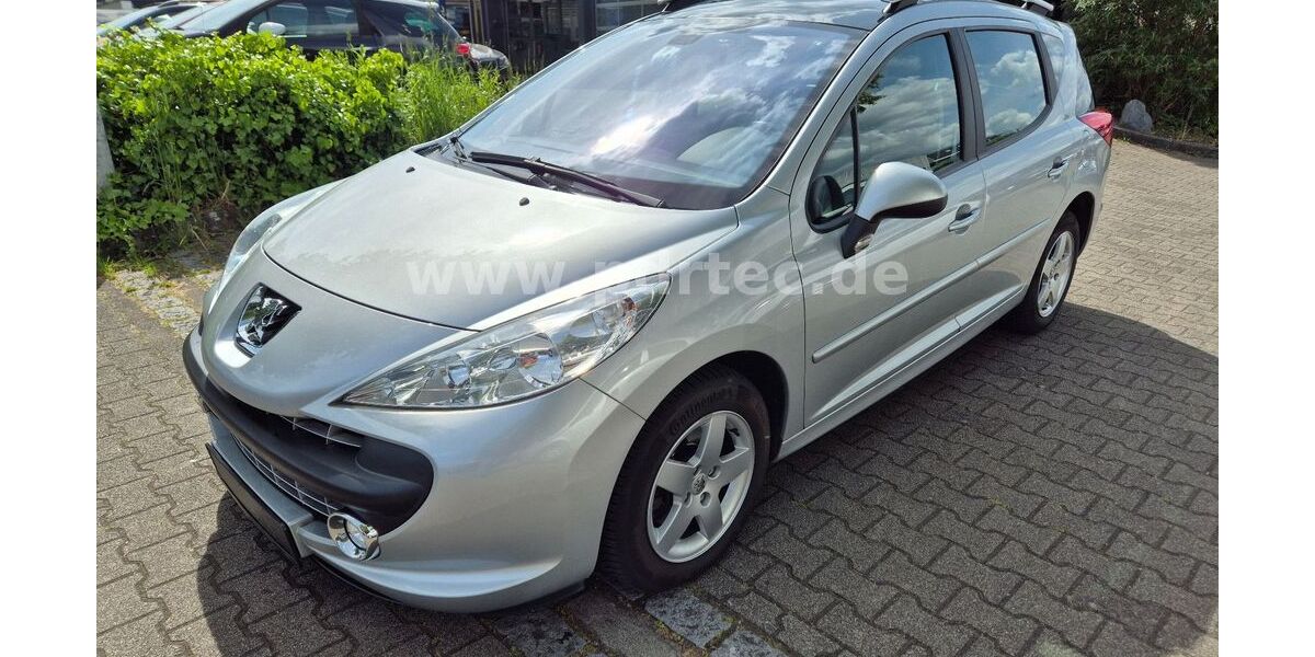 Peugeot 207 80.000 km 3.900 &euro; Nürtingen/Airport Stuttgart 72622