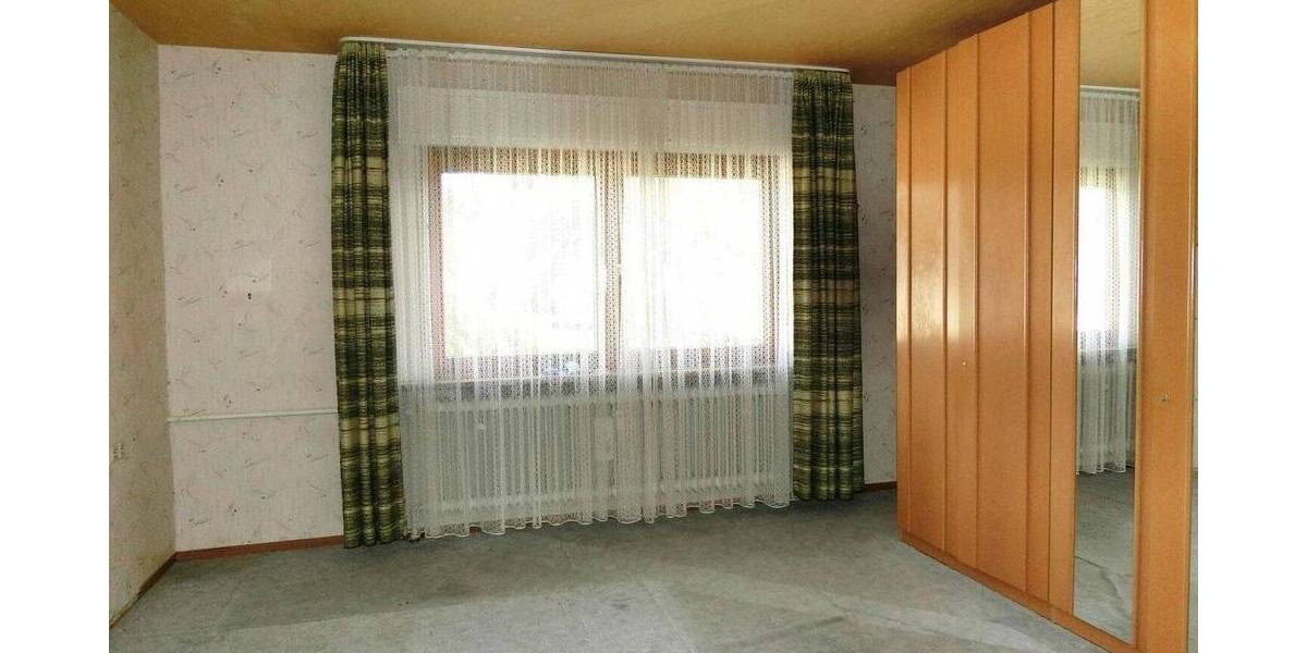 Mehrfamilienhaus, Wohnhaus Gingen an der Fils - 8 Zimmer, 204 m&sup2;, 569.000&euro; | Angebot:25781232