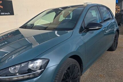 VW Golf 96.000 km 14.999 &euro; Holzmaden 73271