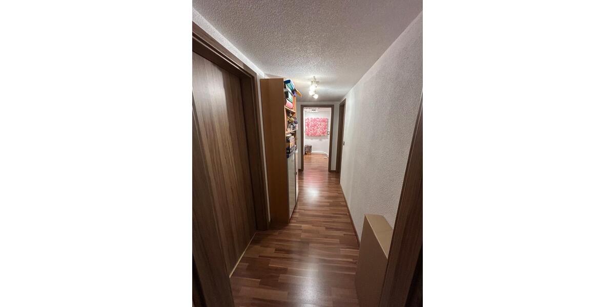 Doppelhaushälfte Laichingen - 5 Zimmer, 130 m&sup2;, 450.000&euro; | Angebot:24479377