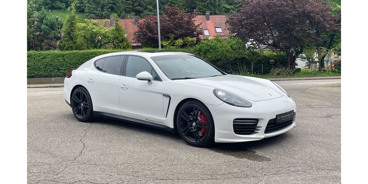 Porsche Panamera 97.500 km 47.290 &euro; Geislingen an der Steige 73312