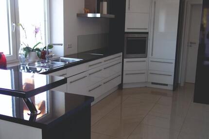 Wohnung Westerheim - 8 Zimmer, 220 m&sup2;, 1.640&euro; | Angebot:25654088