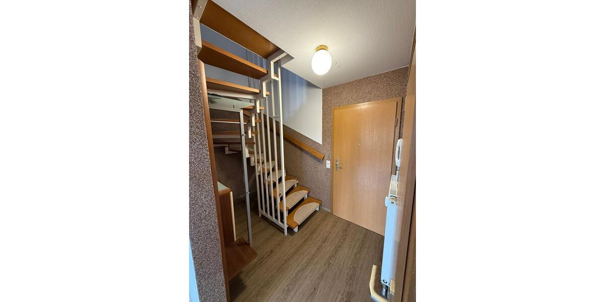 Maisonettenwohnung Ebersbach an der Fils - 3.5 Zimmer, 82 m&sup2;, 900&euro; | Angebot:25990812