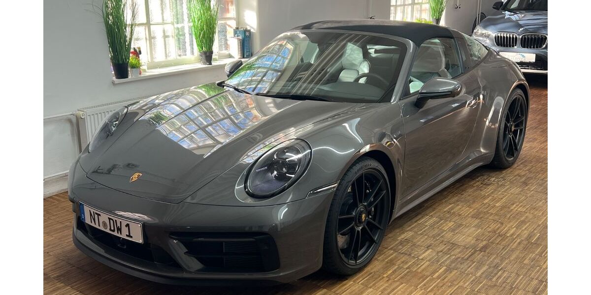 Porsche 992 6.900 km 188.300 &euro; Frickenhausen 72636
