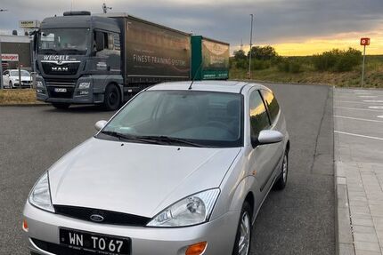 Ford Focus 90.000 km 2.500 &euro; Winnenden 71364