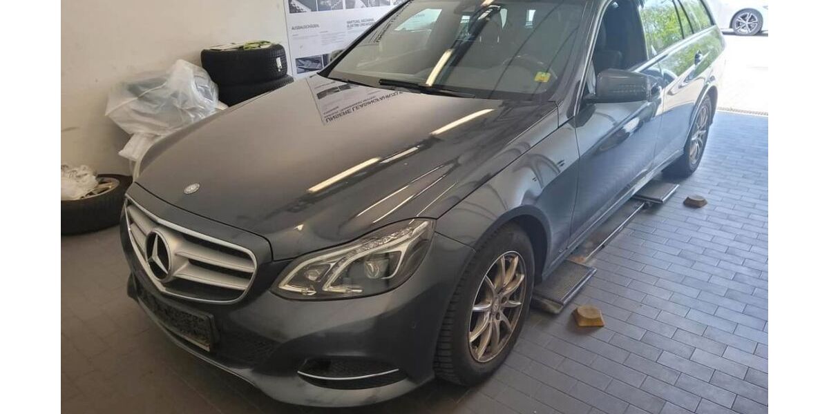 Mercedes-Benz E 200 154.800 km 14.950 &euro; Heiningen 73092