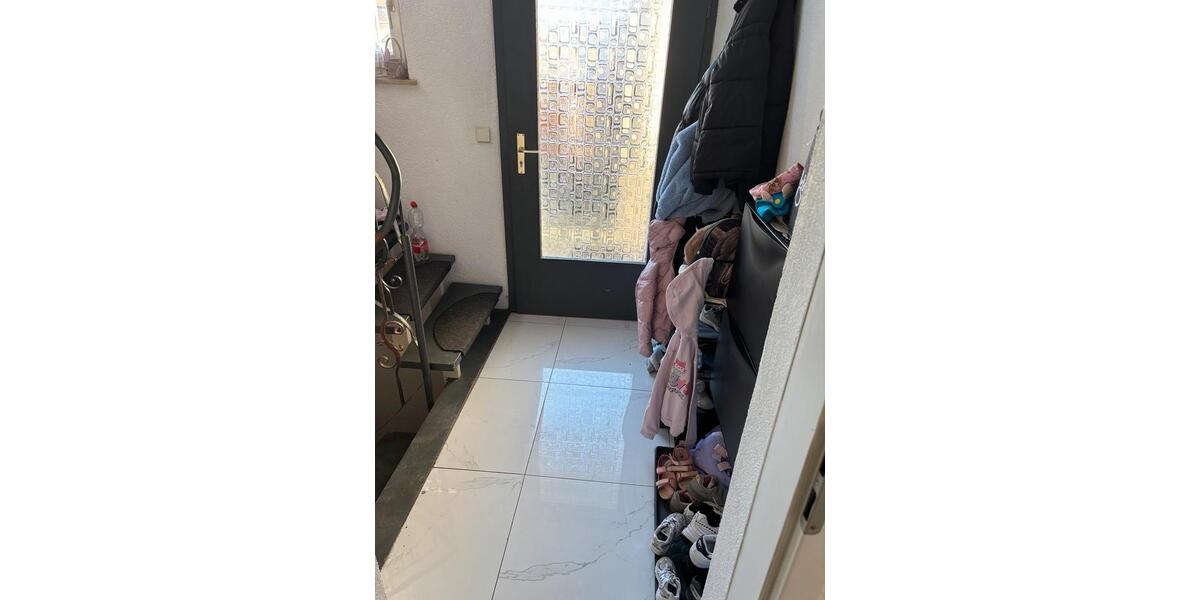 Einfamilienhaus Göppingen Bruckwasen - 6 Zimmer, 120 m&sup2;, 340.000&euro; | Angebot:27045423